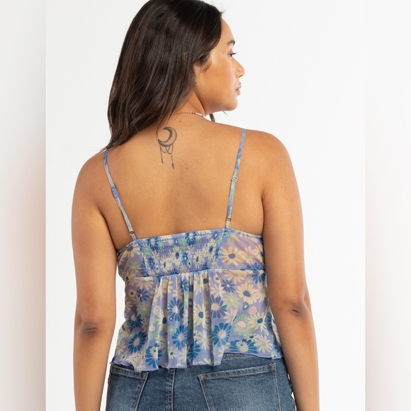 RSQ Womens Daisy Mesh size Large 
Cami  BLUE floral cropped sleeveless sheer top - Picture 2 of 7